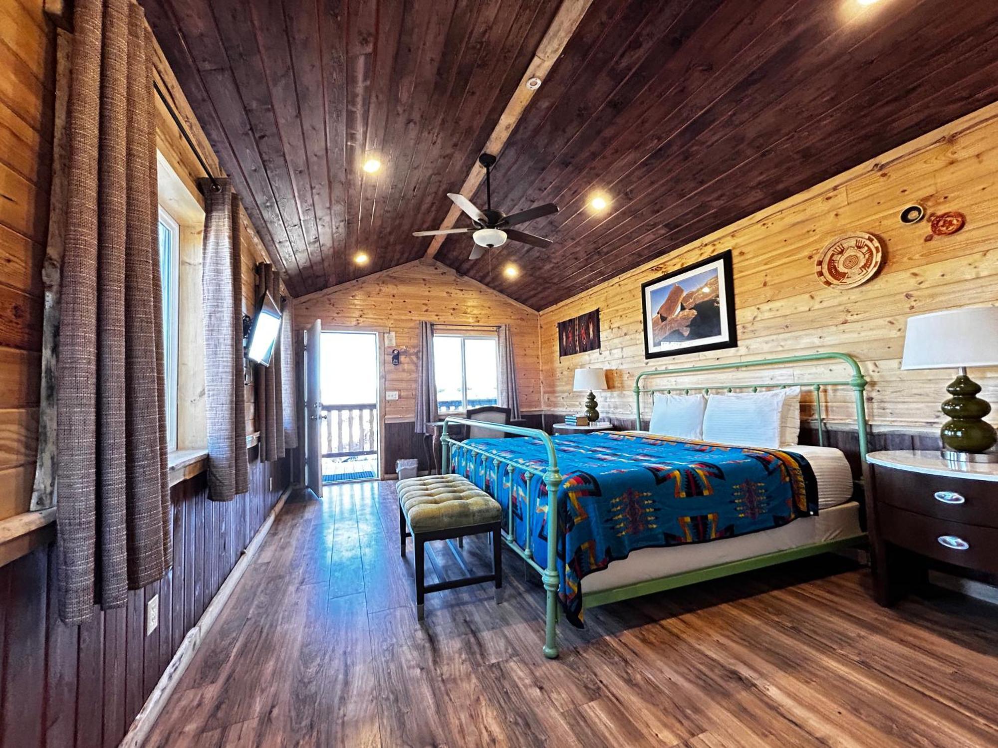 The Rim Rock Inn ทอร์รีย์ ภายนอก รูปภาพ