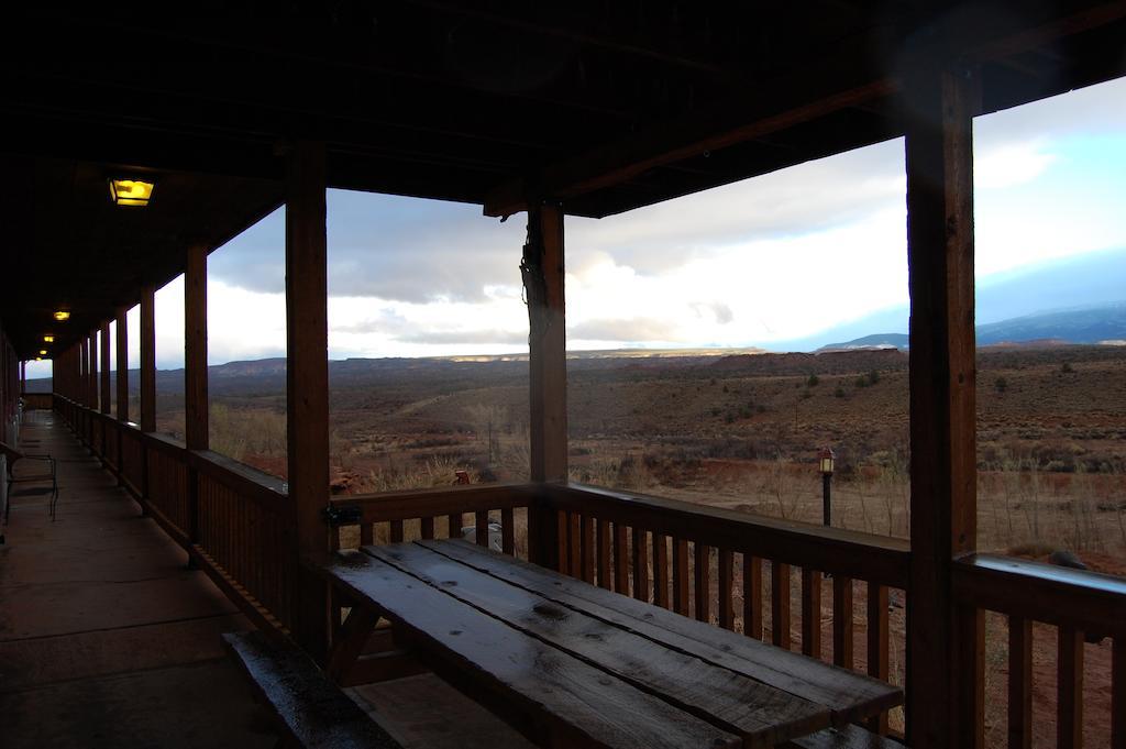 The Rim Rock Inn ทอร์รีย์ ภายนอก รูปภาพ